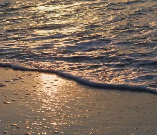 relaxing piano music ocean